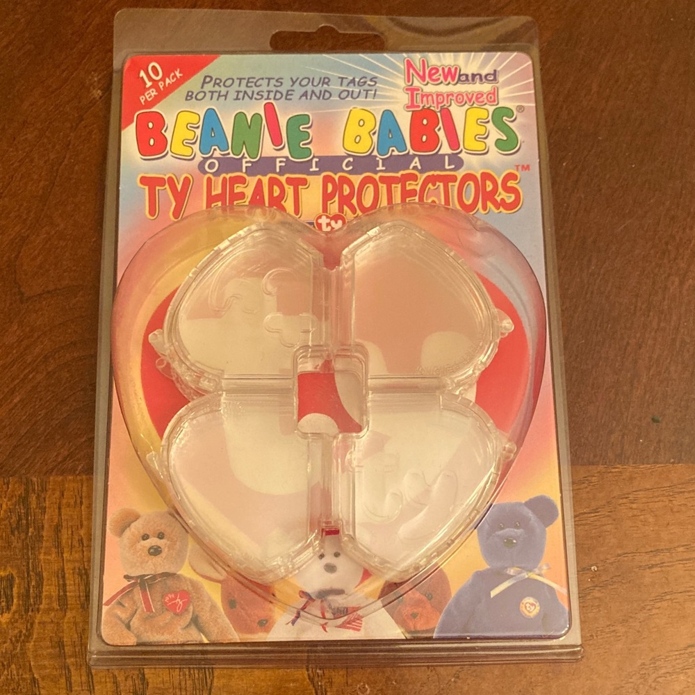 BEANIE BABIES OFFICIAL TY HEART PROTECTORS 1999